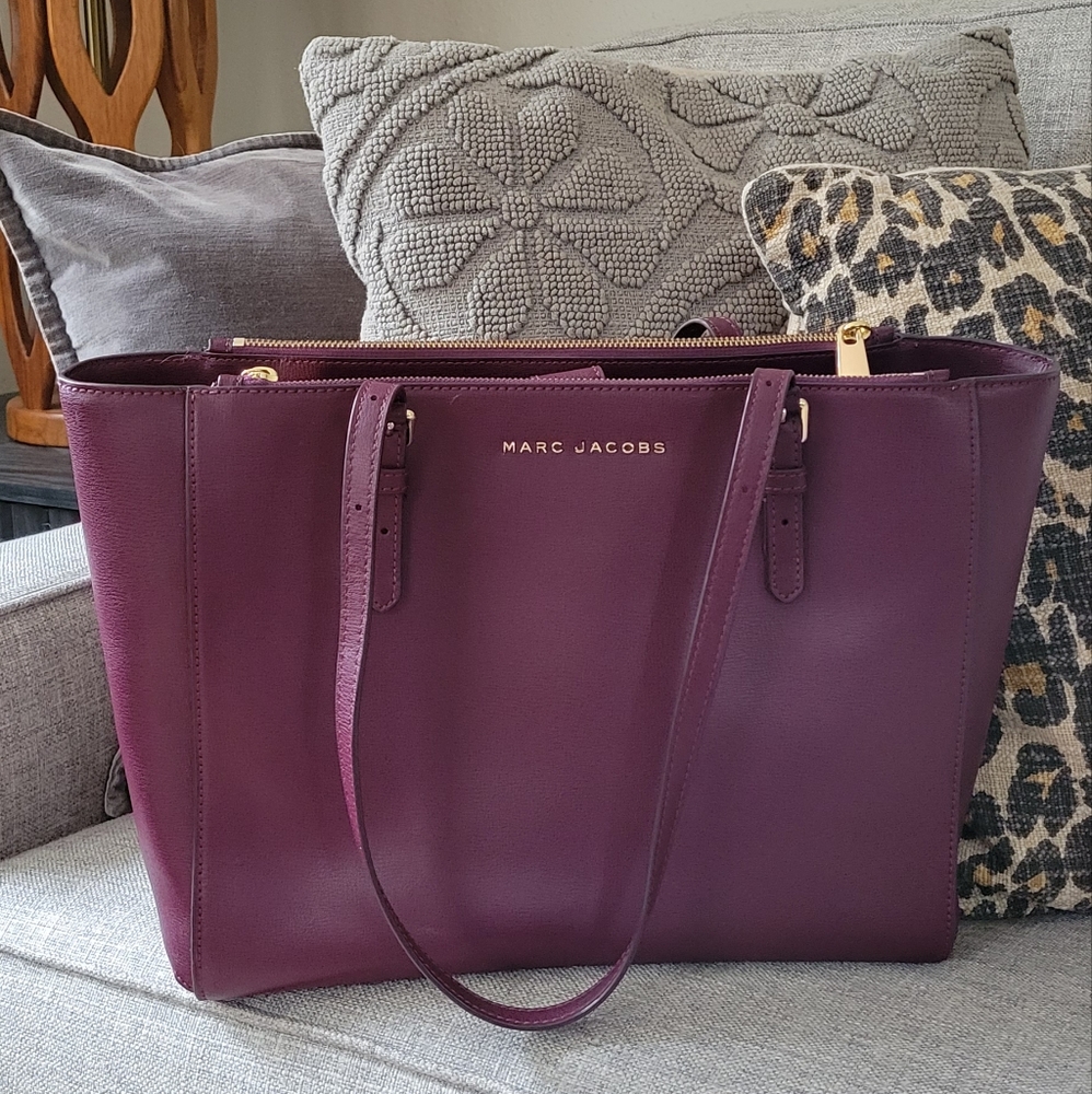 Marc Jacobs Shoulder Purse/Tote, 17 x 10